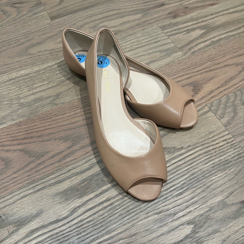 Nine West flats